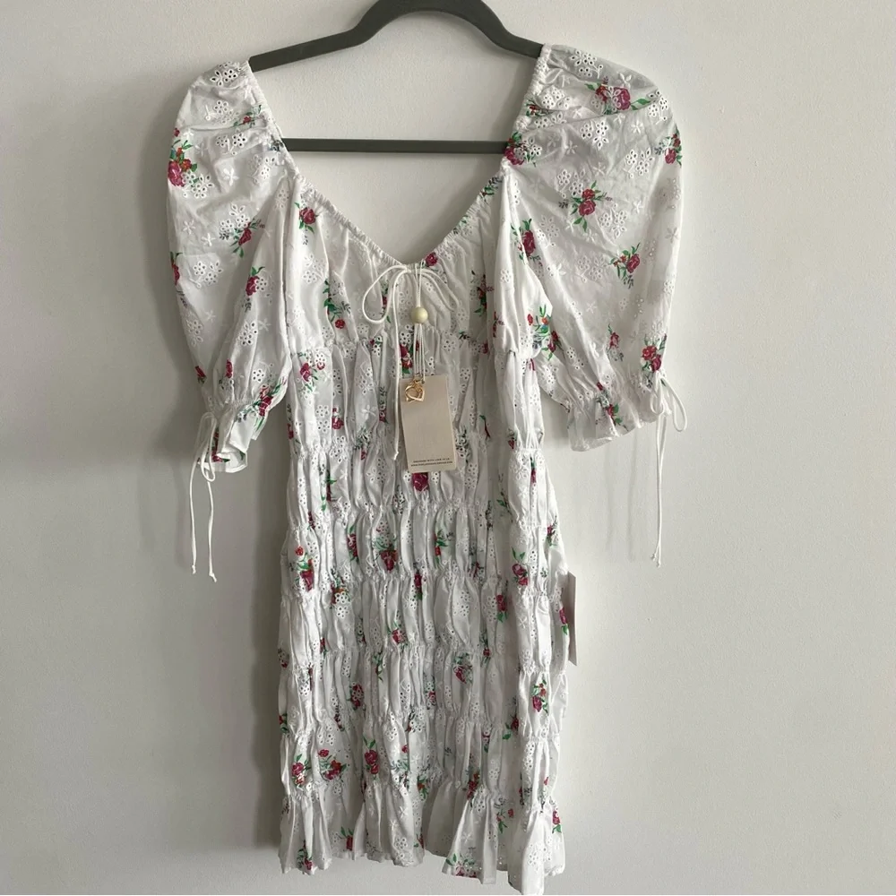 NWT For Love and Lemons Floral Tarte Eyelet Ruched Dress NWT Size M - Picture 2 of 9